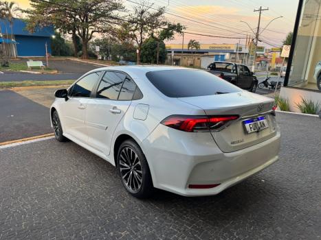 TOYOTA Corolla 2.0 16V 4P FLEX XEI DIRECT SHIFT AUTOM�TICO CVT, Foto 4