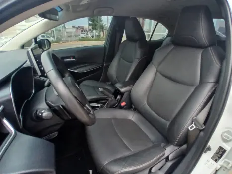 TOYOTA Corolla 2.0 16V 4P FLEX XEI DIRECT SHIFT AUTOMÁTICO CVT, Foto 10