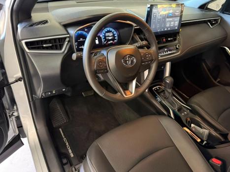 TOYOTA Corolla Cross 2.0 16V 4P FLEX VVT-IE XRE DIRECT SHIFT AUTOM�TICO CVT, Foto 10