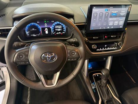 TOYOTA Corolla Cross 2.0 16V 4P FLEX VVT-IE XRE DIRECT SHIFT AUTOM�TICO CVT, Foto 11
