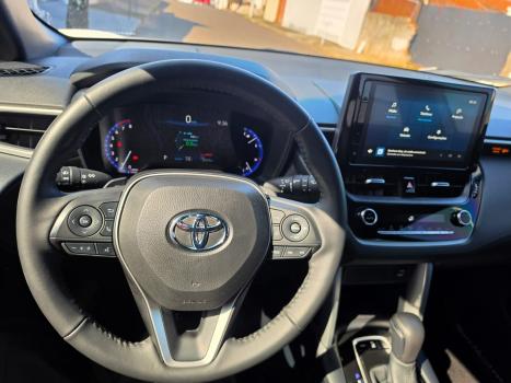 TOYOTA Corolla Cross 2.0 16V 4P FLEX VVT-IE XRE DIRECT SHIFT AUTOM�TICO CVT, Foto 17