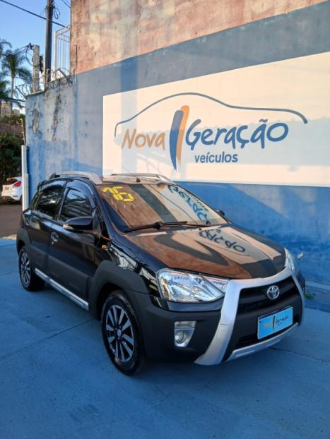 TOYOTA Etios Cross 1.5 16V 4P, Foto 2