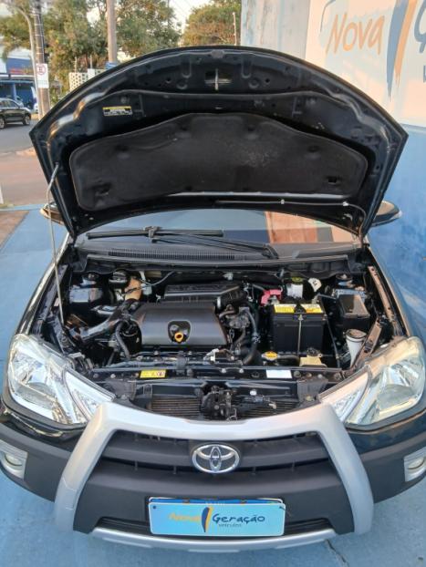 TOYOTA Etios Cross 1.5 16V 4P, Foto 11