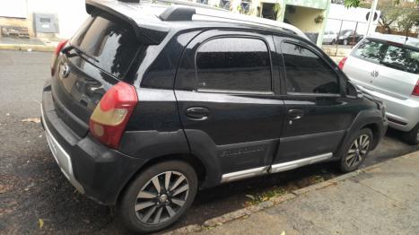 TOYOTA Etios Cross 1.5 16V 4P, Foto 4