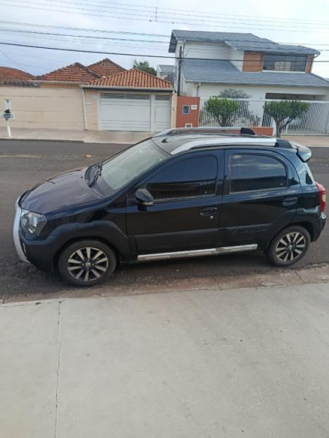 TOYOTA Etios Cross 1.5 16V 4P, Foto 3