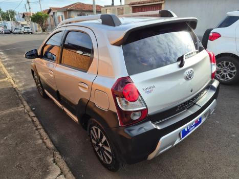 TOYOTA Etios Cross 1.5 16V 4P FLEX AUTOMÁTICO, Foto 4