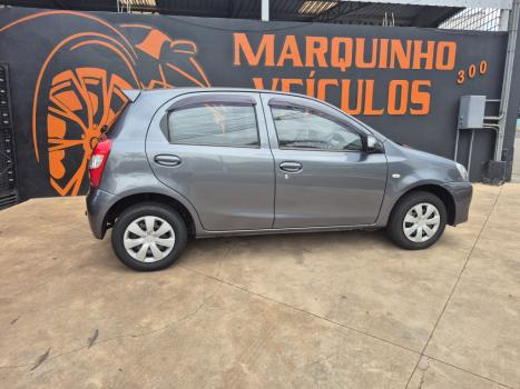 TOYOTA Etios Hatch 1.3 16V 4P FLEX X, Foto 1 TOYOTA Etios Hatch 1.3 16V 4P FLEX X, Foto 1