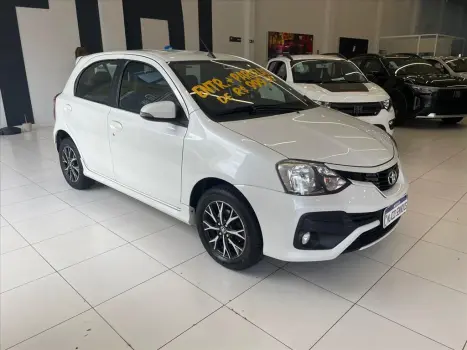 TOYOTA Etios Hatch 1.5 16V 4P FLEX PLATINUM AUTOMTICO, Foto 4