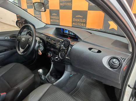 TOYOTA Etios Hatch 1.5 16V 4P FLEX X PLUS, Foto 9