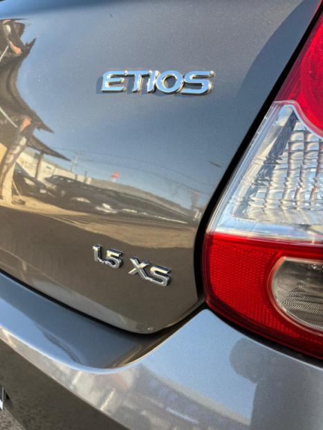 TOYOTA Etios Hatch 1.5 16V 4P FLEX XS AUTOMTICO, Foto 3