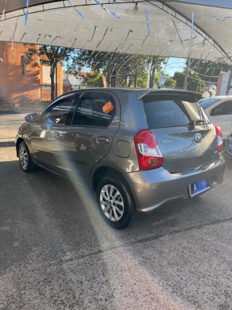 TOYOTA Etios Hatch 1.5 16V 4P FLEX XS AUTOMTICO, Foto 4