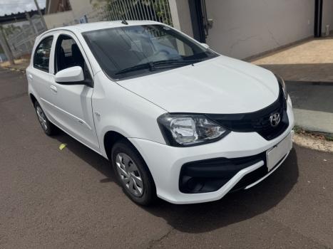 TOYOTA Etios Hatch 1.3 16V 4P FLEX X AUTOMTICO, Foto 5