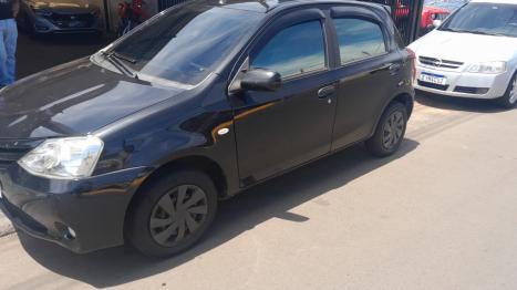 TOYOTA Etios Hatch 1.3 16V 4P FLEX X, Foto 2