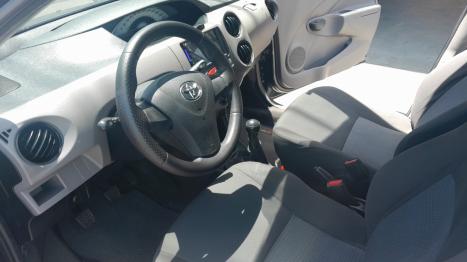 TOYOTA Etios Hatch 1.3 16V 4P FLEX X, Foto 7