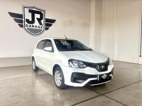 TOYOTA Etios Hatch 1.5 16V 4P FLEX X PLUS AUTOM�TICO, Foto 2