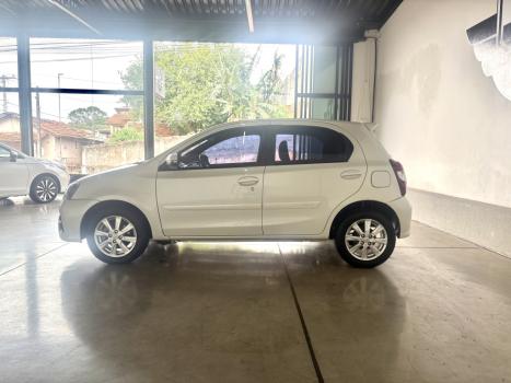TOYOTA Etios Hatch 1.5 16V 4P FLEX X PLUS AUTOM�TICO, Foto 6