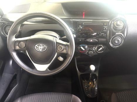 TOYOTA Etios Hatch 1.5 16V 4P FLEX X PLUS AUTOM�TICO, Foto 10