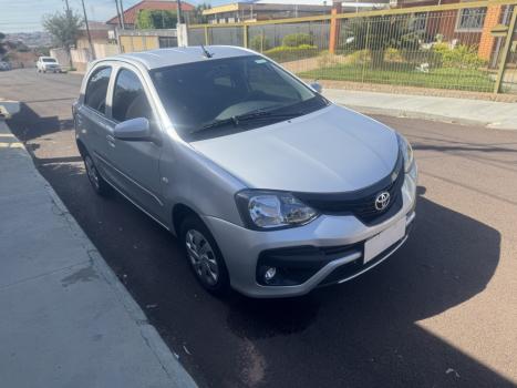 TOYOTA Etios Hatch 1.3 16V 4P FLEX X AUTOM�TICO, Foto 5