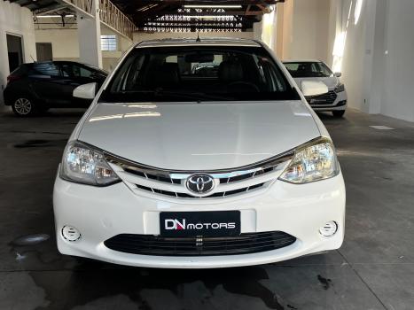 TOYOTA Etios Hatch 1.5 16V 4P FLEX XS, Foto 2