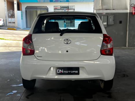 TOYOTA Etios Hatch 1.5 16V 4P FLEX XS, Foto 6