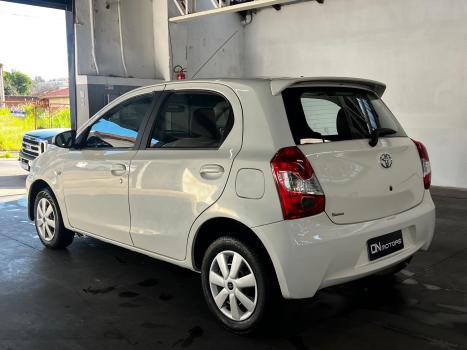TOYOTA Etios Hatch 1.5 16V 4P FLEX XS, Foto 7