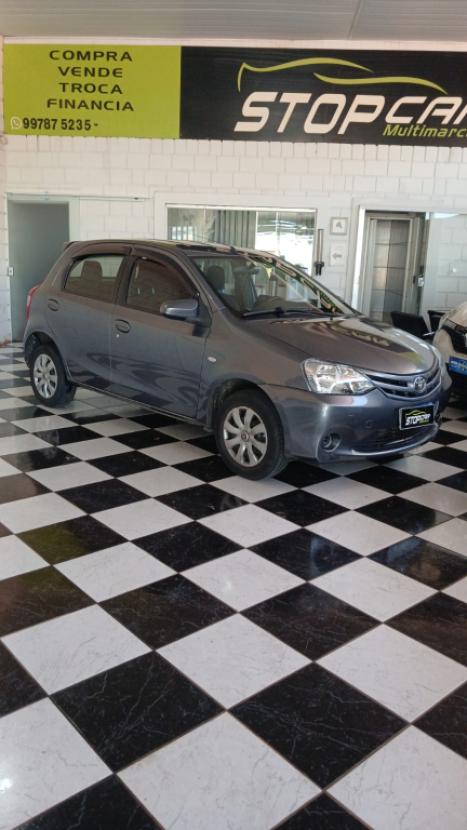 TOYOTA Etios Hatch 1.5 16V 4P FLEX XS, Foto 1