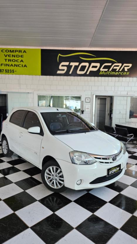 TOYOTA Etios Hatch 1.5 16V 4P FLEX XS, Foto 1