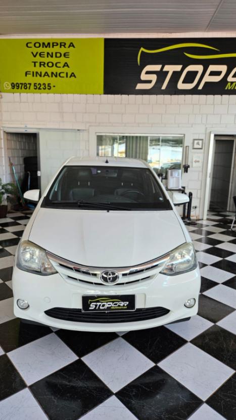 TOYOTA Etios Hatch 1.5 16V 4P FLEX XS, Foto 2
