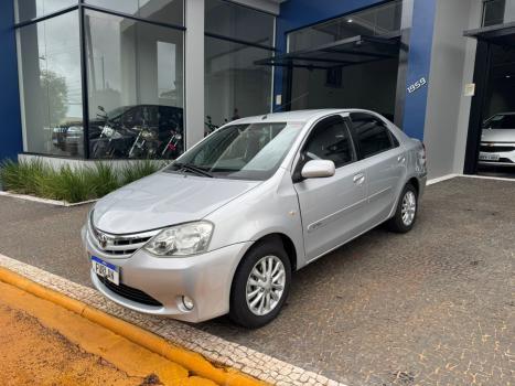 TOYOTA Etios Hatch 1.5 16V 4P FLEX XLS, Foto 2