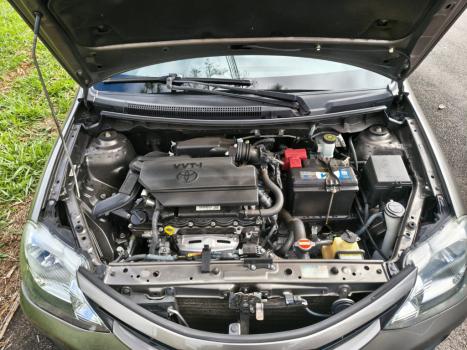 TOYOTA Etios Hatch 1.3 16V 4P FLEX X, Foto 3