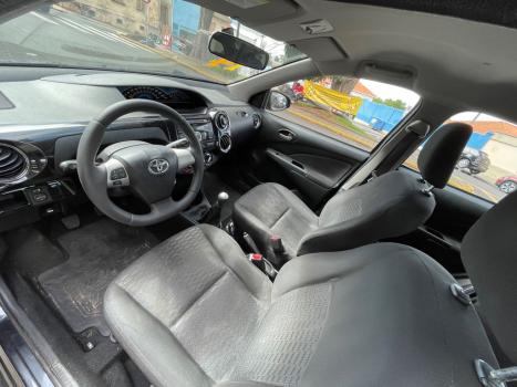 TOYOTA Etios Hatch 1.5 16V 4P FLEX XLS AUTOM�TICO, Foto 5