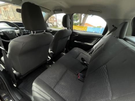 TOYOTA Etios Hatch 1.5 16V 4P FLEX XLS AUTOM�TICO, Foto 6