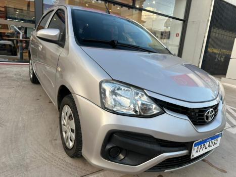 TOYOTA Etios Hatch 1.3 16V 4P FLEX X, Foto 4