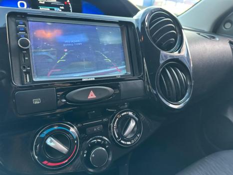 TOYOTA Etios Hatch 1.3 16V 4P FLEX X, Foto 9