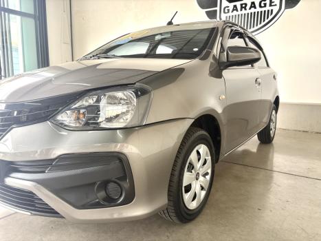 TOYOTA Etios Hatch 1.3 16V 4P FLEX X AUTOM�TICO, Foto 15