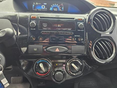 TOYOTA Etios Hatch 1.5 16V 4P FLEX XS AUTOM�TICO, Foto 12