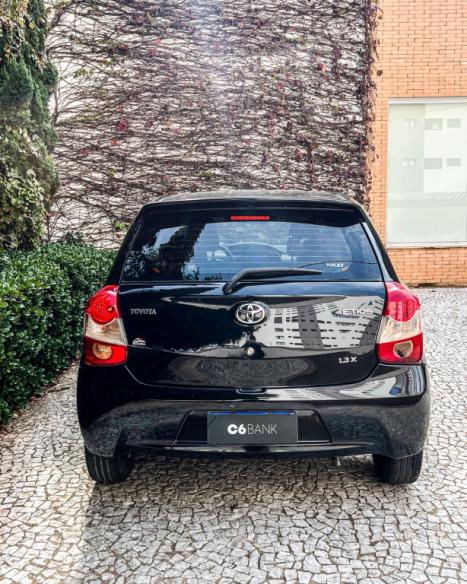 TOYOTA Etios Hatch 1.3 16V 4P FLEX X, Foto 4