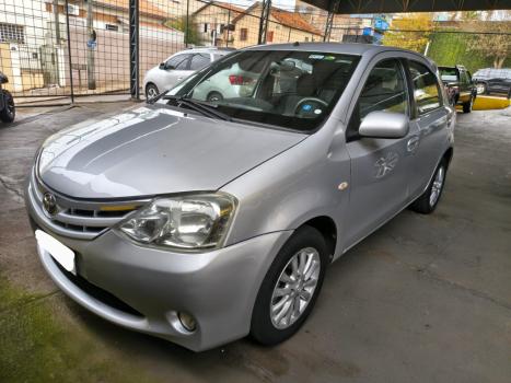 TOYOTA Etios Hatch 1.5 16V 4P FLEX XLS, Foto 1