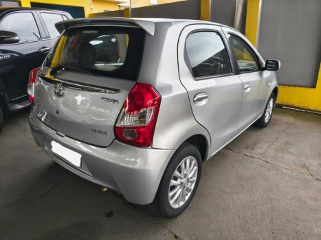 TOYOTA Etios Hatch 1.5 16V 4P FLEX XLS, Foto 3