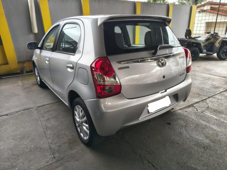 TOYOTA Etios Hatch 1.5 16V 4P FLEX XLS, Foto 4