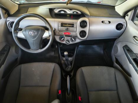 TOYOTA Etios Hatch 1.5 16V 4P FLEX XLS, Foto 6