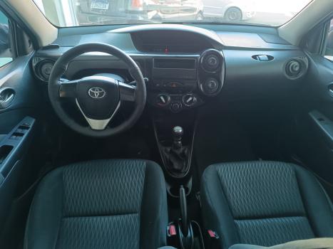 TOYOTA Etios Hatch 1.3 16V 4P FLEX X, Foto 12