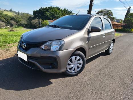 TOYOTA Etios Hatch 1.3 16V 4P FLEX X, Foto 1