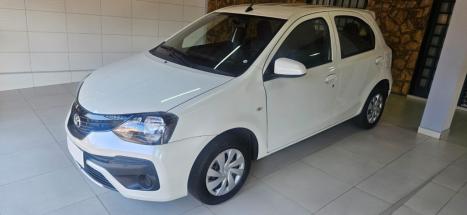 TOYOTA Etios Hatch 1.3 16V 4P FLEX X, Foto 1