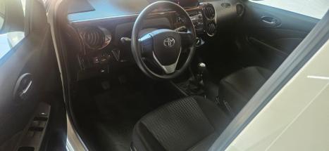 TOYOTA Etios Hatch 1.3 16V 4P FLEX X, Foto 5