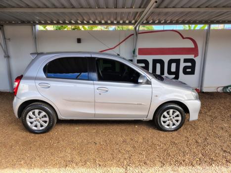TOYOTA Etios Hatch 1.5 16V 4P FLEX XS, Foto 4
