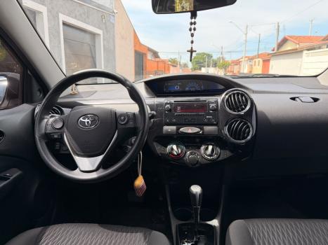 TOYOTA Etios Hatch 1.5 16V 4P FLEX X PLUS AUTOMÁTICO, Foto 8