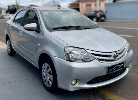 TOYOTA Etios Sedan 1.5 16V 4P FLEX XS, Foto 2