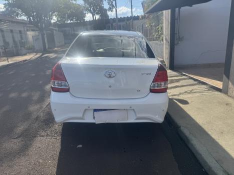 TOYOTA Etios Sedan 1.5 16V 4P FLEX X PLUS AUTOM�TICO, Foto 8