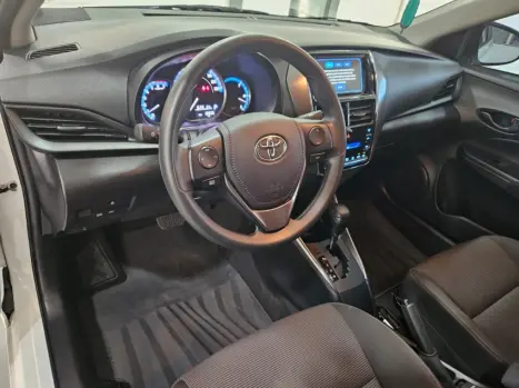 TOYOTA Etios Sedan 1.5 16V 4P FLEX X PLUS AUTOM�TICO, Foto 9